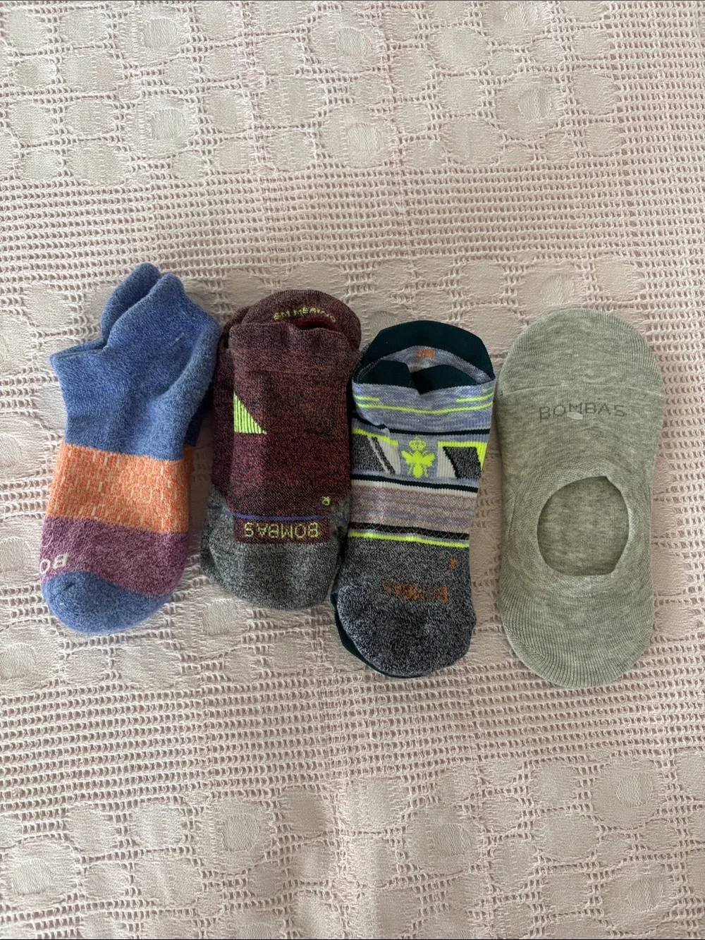 Size small 4 pairs Bombas socks lot bundle